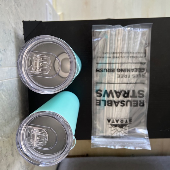 STRATA CUPS Teal Skinny Tumbler with Lid and Straw (8 Pack ) - 20 Oz - Picture 4 of 4